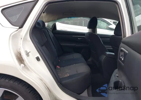 2017 Nissan Altima 2.5 Sr z USA, uszkodzony, nr VIN 1N4AL3AP6HN330853